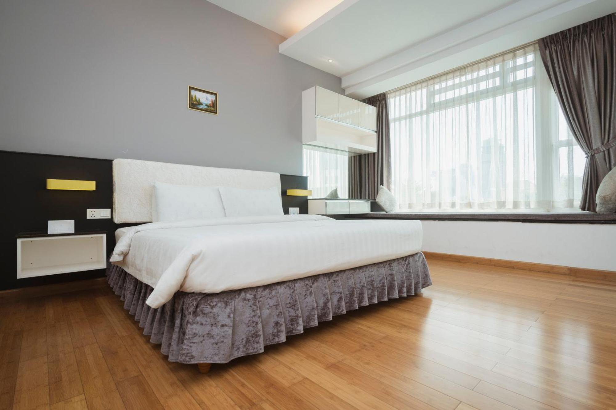 Naki Suites @ Silvertown Phnom Penh Bagian luar foto